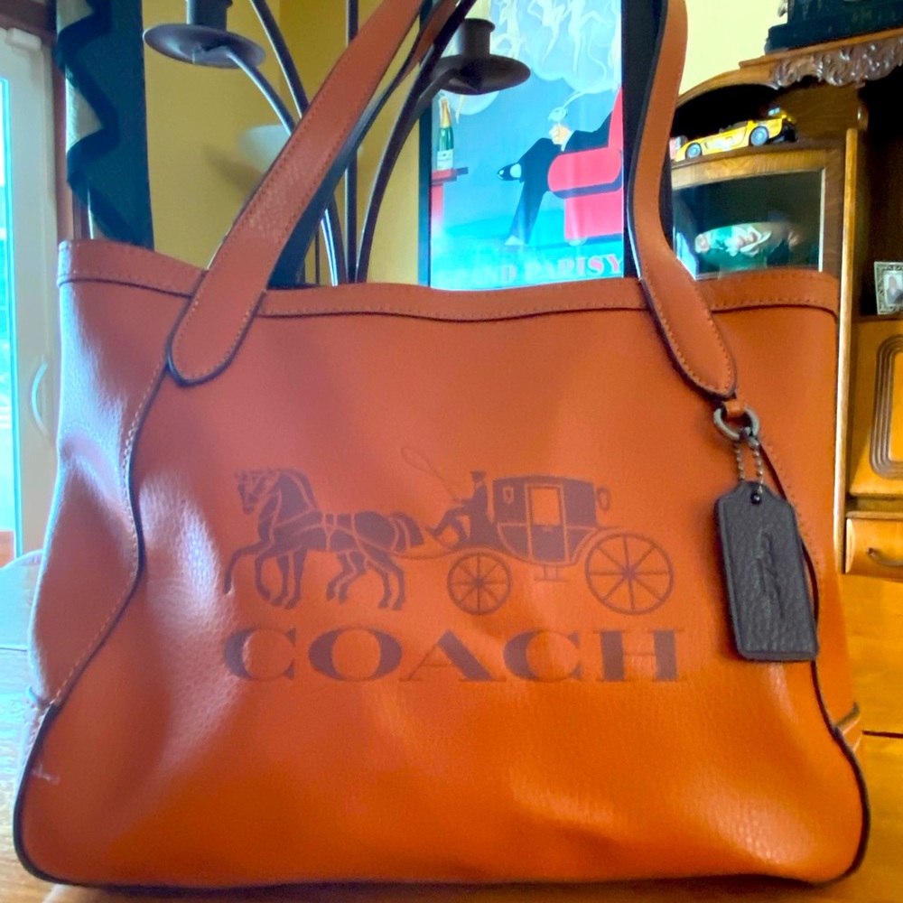 Coach shoulder bag with vintage logo